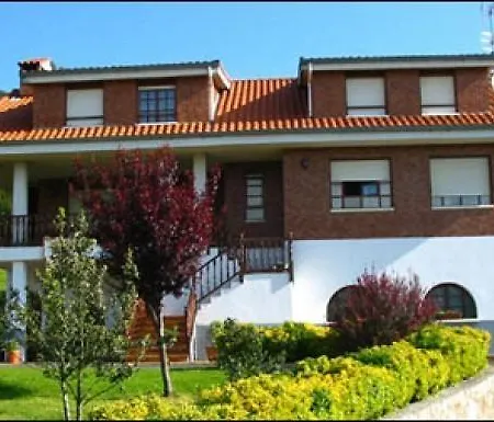 Hospederia El Cantio בית הארחה