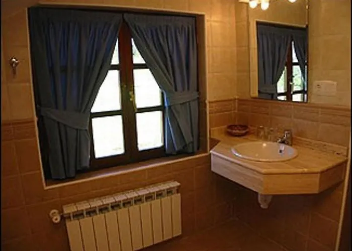 Hospederia El Cantio Guest house Orena