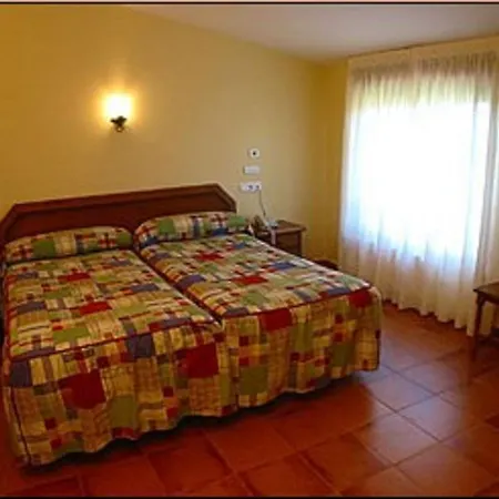 Hospederia El Cantio 3*